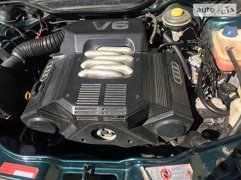 Седан Audi A6 1996 в Сумах