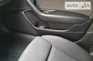 Универсал Audi A6 2016 в 