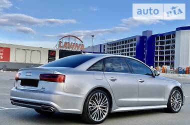 Седан Audi A6 2016 в Киеве