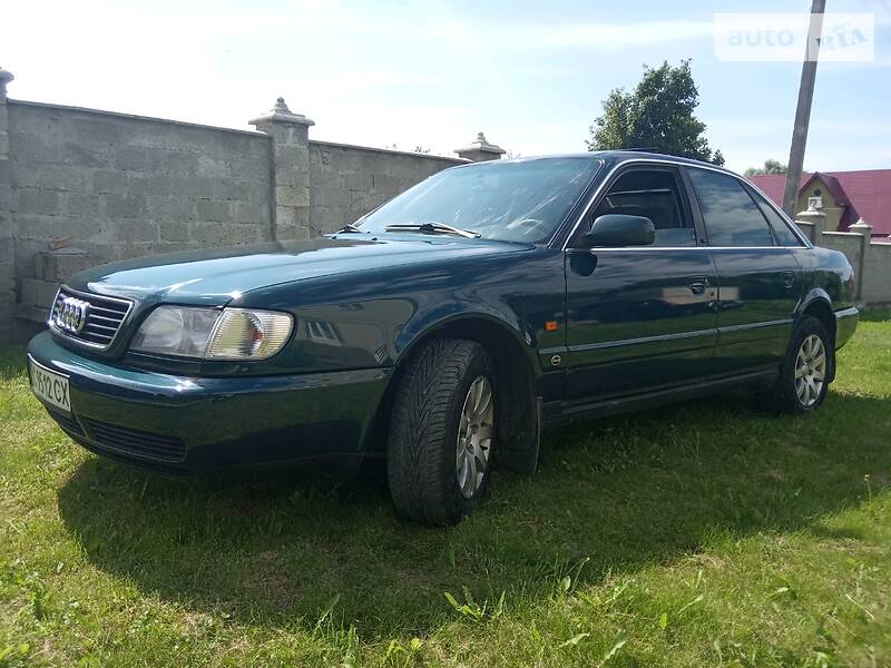 Седан Audi A6 1995 в 