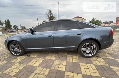 Седан Audi A6 2004 в 