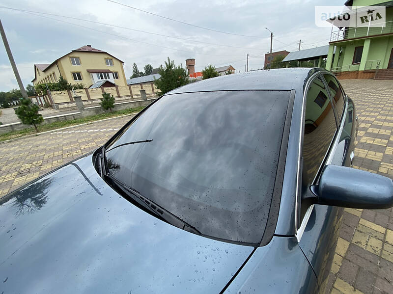 Седан Audi A6 2004 в Самборе
