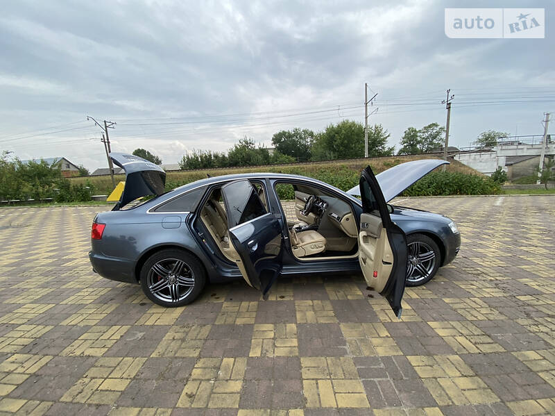 Седан Audi A6 2004 в Самборе