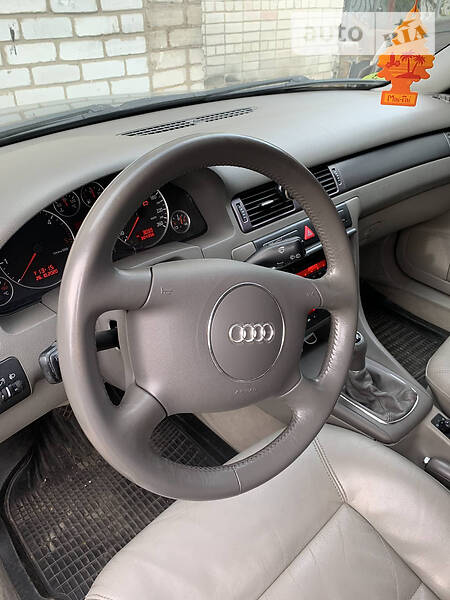 Универсал Audi A6 2001 в Черкассах
