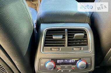 Седан Audi A6 2012 в 