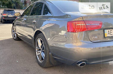 Седан Audi A6 2012 в 