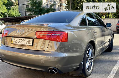 Седан Audi A6 2012 в 