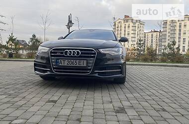 Седан Audi A6 2011 в Ивано-Франковске