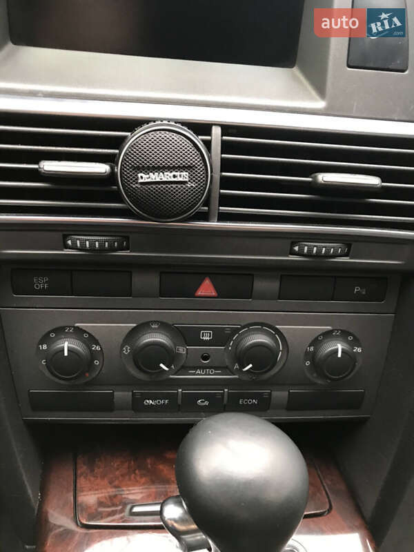 Седан Audi A6 2004 в Николаеве