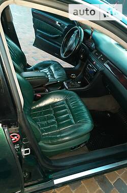 Седан Audi A6 1998 в Подволочиске