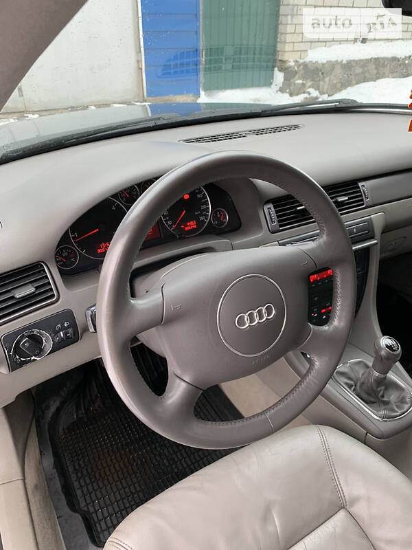 Универсал Audi A6 2001 в Черкассах