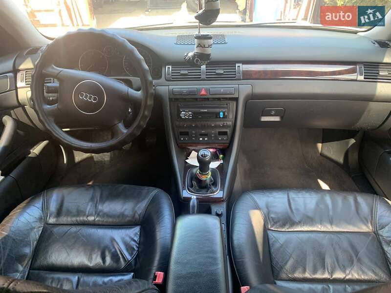 Універсал Audi A6 2002 в Сумах