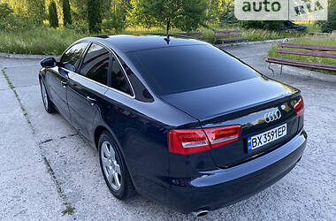 Седан Audi A6 2011 в Нетешине