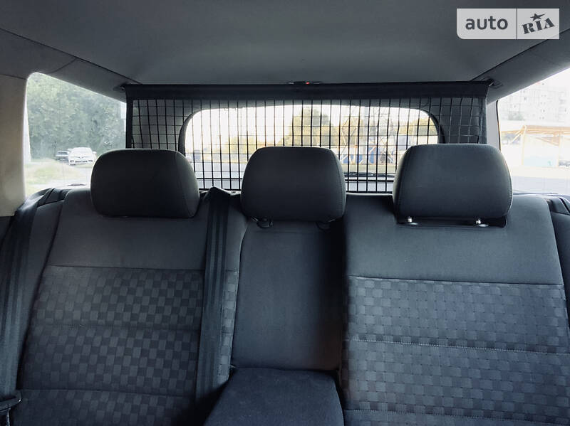 Універсал Audi A6 2002 в Запоріжжі