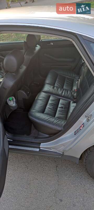 Седан Audi A6 2001 в Броварах