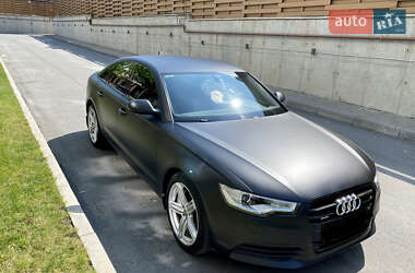 Седан Audi A6 2013 в 