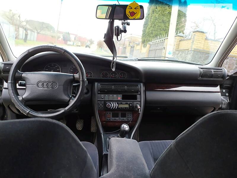 Универсал Audi A6 1996 в Каневе