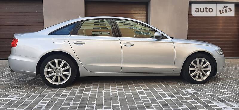 Седан Audi A6 2013 в Львове