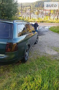 Универсал Audi A6 1998 в 