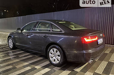 Седан Audi A6 2013 в Ужгороді