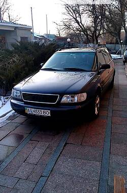 Универсал Audi A6 1996 в Киеве