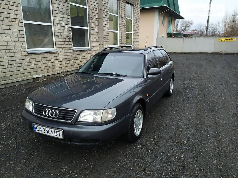 Универсал Audi A6 1996 в Каневе