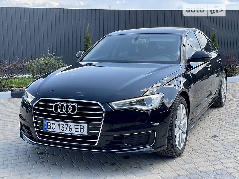 Седан Audi A6 2015 в 