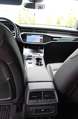 Седан Audi A6 2019 в 