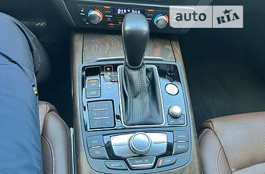 Седан Audi A6 2015 в Киеве