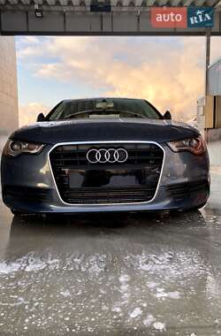 Седан Audi A6 2013 в Іршаві