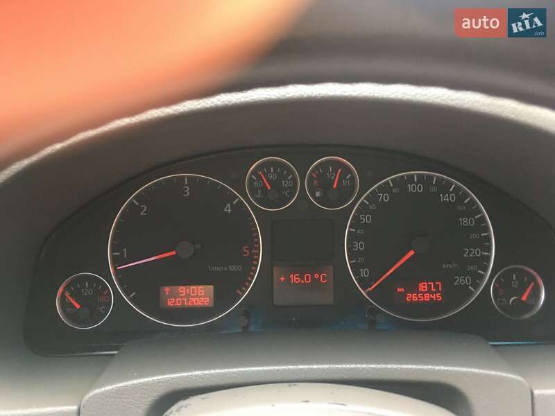 Универсал Audi A6 2004 в Самборе