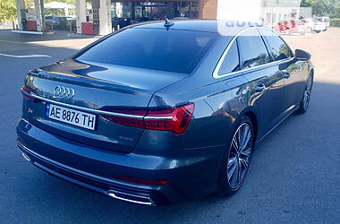 Седан Audi A6 2019 в 