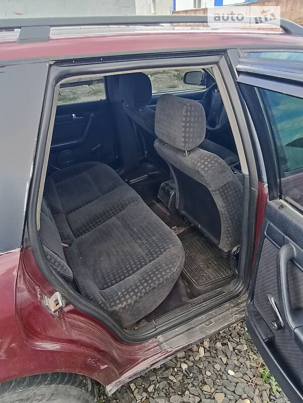 Універсал Audi A6 1995 в Рівному