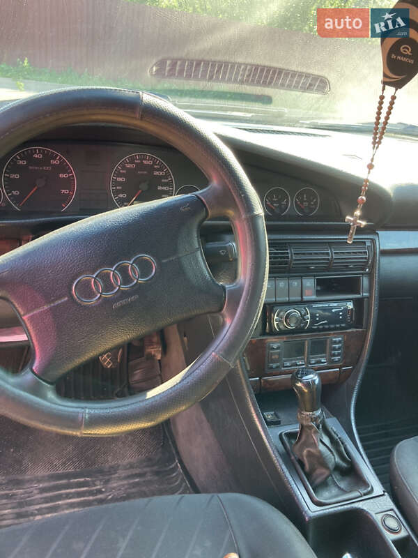 Універсал Audi A6 1996 в Львові