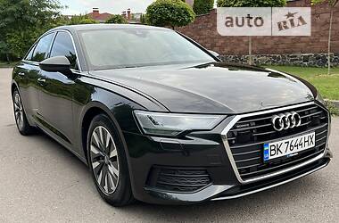 Седан Audi A6 2018 в 