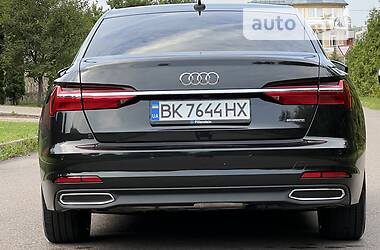 Седан Audi A6 2018 в 