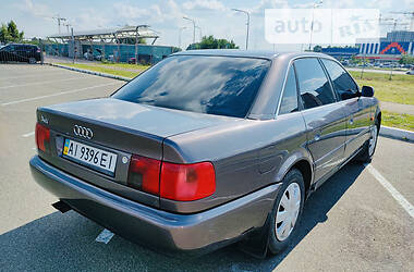 Седан Audi A6 1996 в Києві