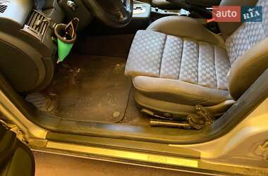 Универсал Audi A6 2004 в 