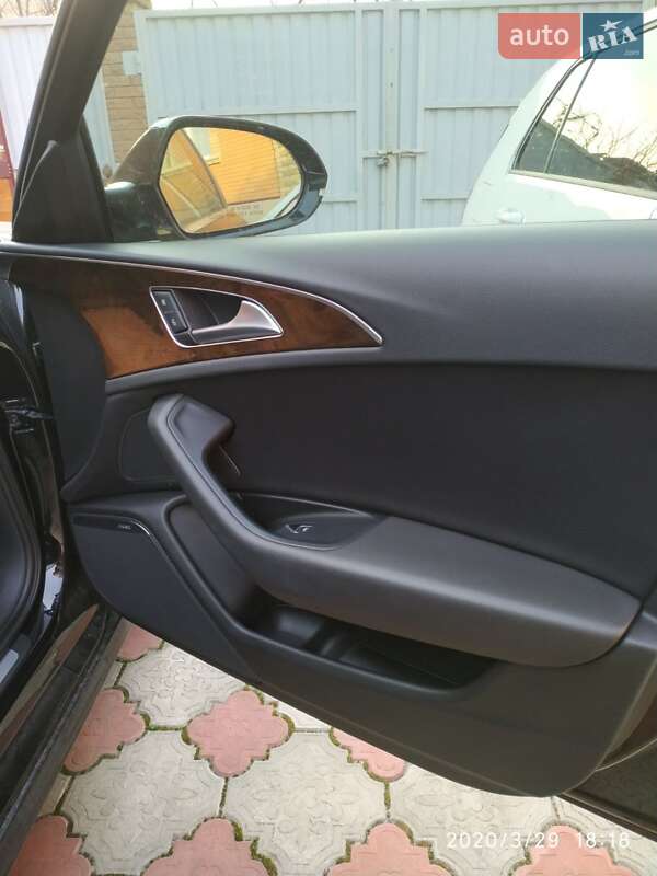 Седан Audi A6 2014 в Киеве