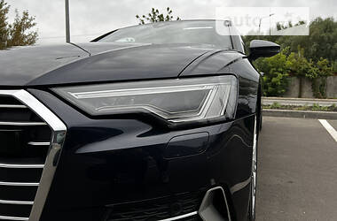 Универсал Audi A6 2018 в 