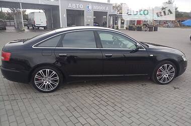 Седан Audi A6 2004 в Нововолынске