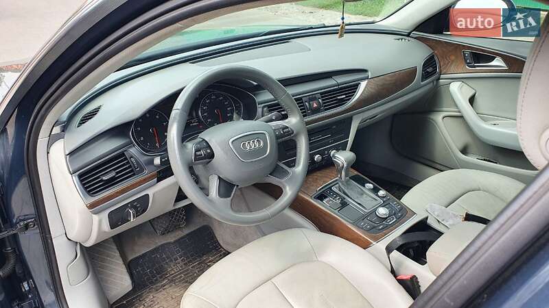 Седан Audi A6 2013 в Луцке