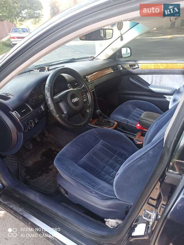 Седан Audi A6 1998 в Звягеле