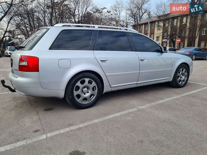 Універсал Audi A6 2001 в Кам'янському