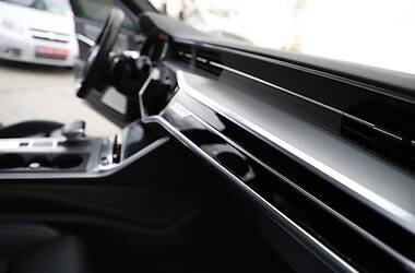 Седан Audi A6 2018 в 