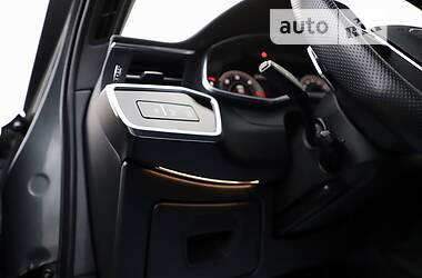 Седан Audi A6 2018 в 