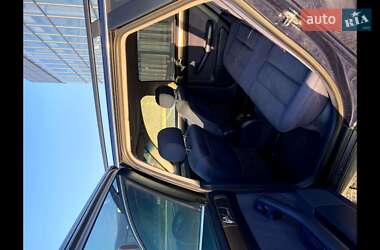 Универсал Audi A6 1998 в 