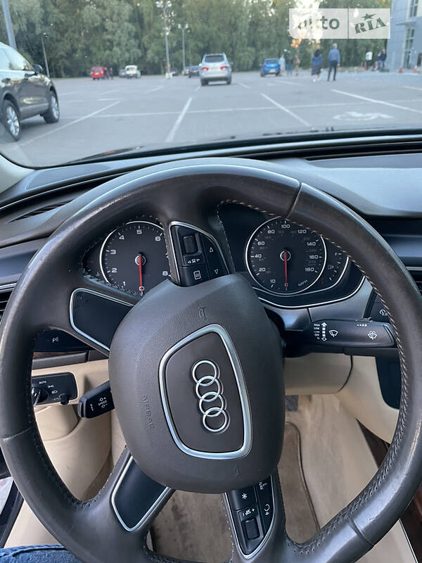Седан Audi A6 2014 в Сумах