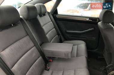 Седан Audi A6 2001 в 
