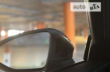 Седан Audi A6 2019 в 